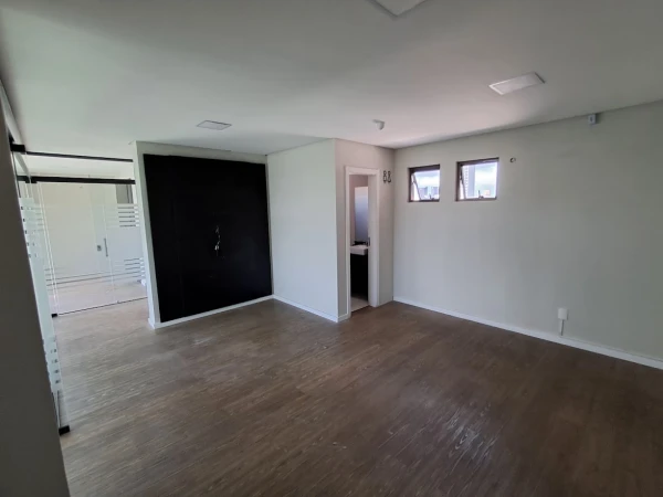 Ed. Prime Tower | Sala 1302